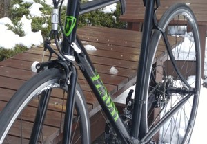 自作フレームにカッティング用シートのロゴで仕上げ！