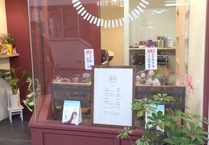 祝！！新店舗オープン！！カッティングシートで店先を華やかに♪