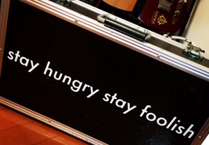 お気に入りの言葉をカッティング用シートにして、いつも座右に