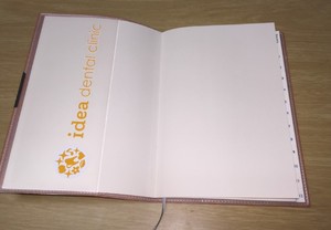 やさしい歯医者さんのおしゃれなロゴマークをカッティング用シートで