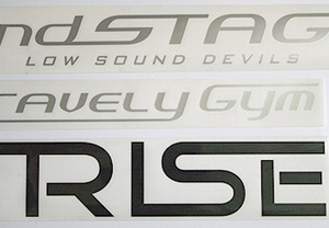 スタイリッシュなデザインのカッティングステッカー