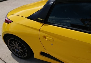 さりげないカッティングシートがかっこいい！