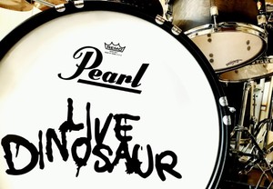 お気に入りバンドの手書き風ロゴはカッティング用シートにおまかせ