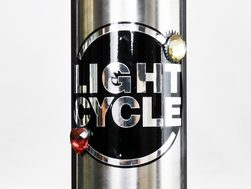 自転車のヘッドバッジ（エンブレム）とブランドロゴ