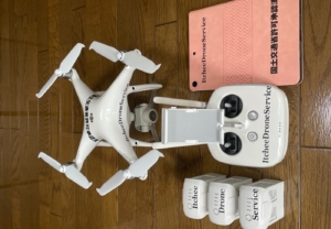 周囲の機器と判別しやすい！目印代わりの文字ステッカー