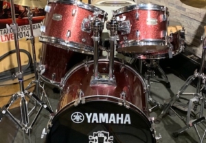 開店20周年の記念ステッカーで、思い出のアイテムをリニューアル！