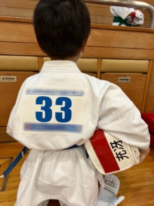 ヘッドガードに貼る、名前のカッティングシート！