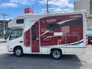 会社のキャンピングカーで休暇をリフレッシュ！