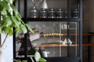 美しいお茶屋さんの、美しいウィンドウサイン