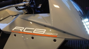 反射シートを使ってデザイン性と機能性を兼ね備えた仕上がりに