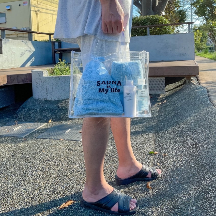 ビニールバックに貼られたオリジナルカッティングシート 中身あり