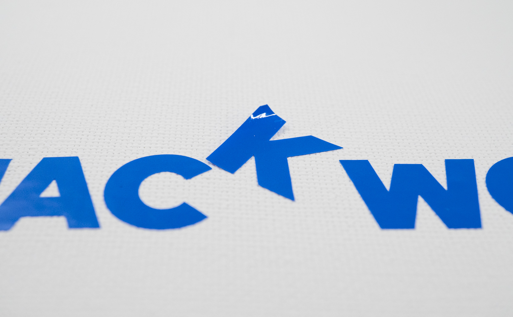 貼れる場所・貼れない場所 キャンバス