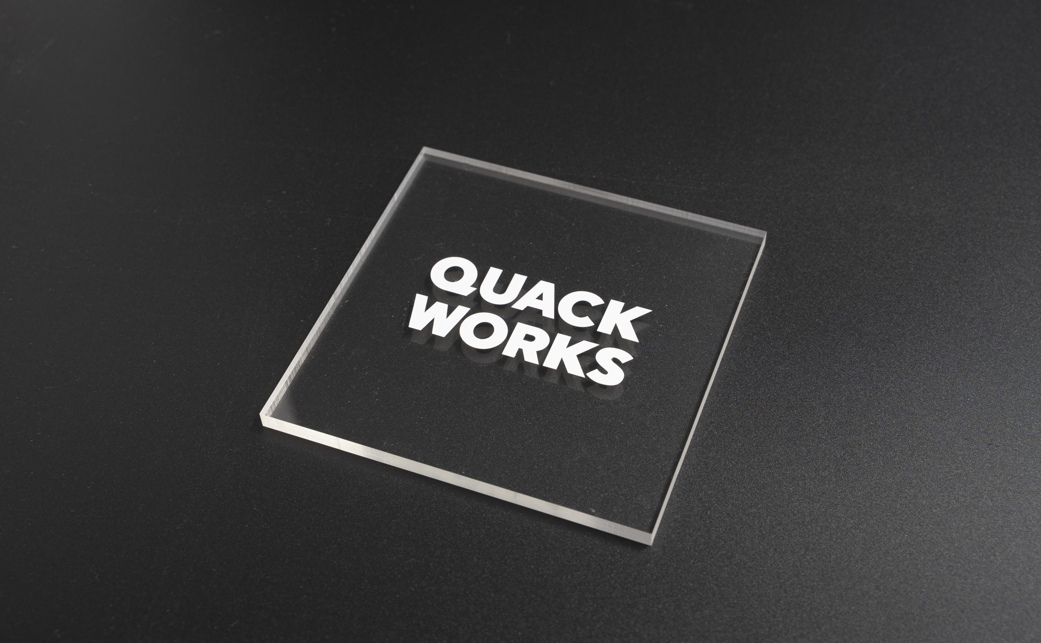 651標準シートの光沢とマットの違い。ホワイト表