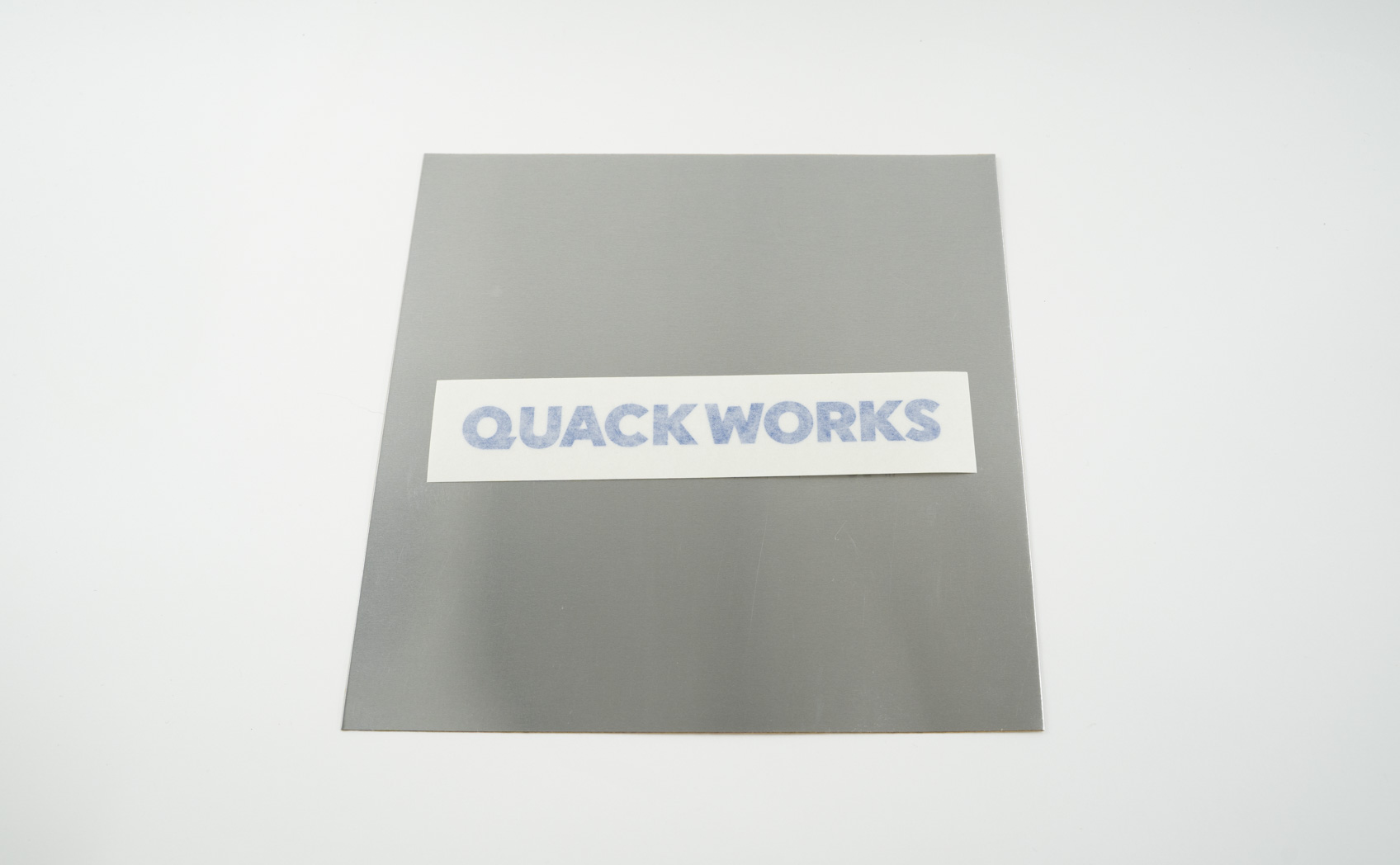 貼れる場所・貼れない場所_アルミ板