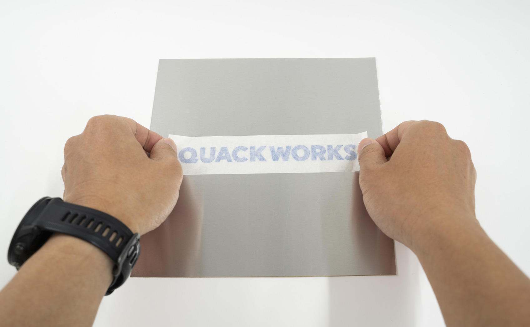 貼れる場所・貼れない場所_アルミ板