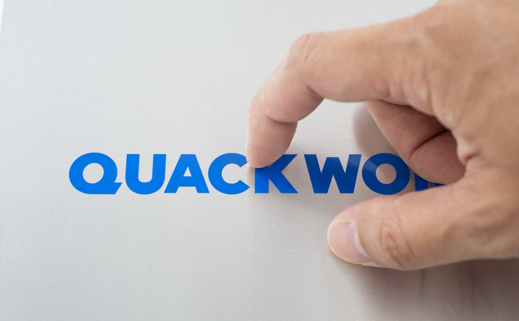 貼れる場所・貼れない場所_アルミ板