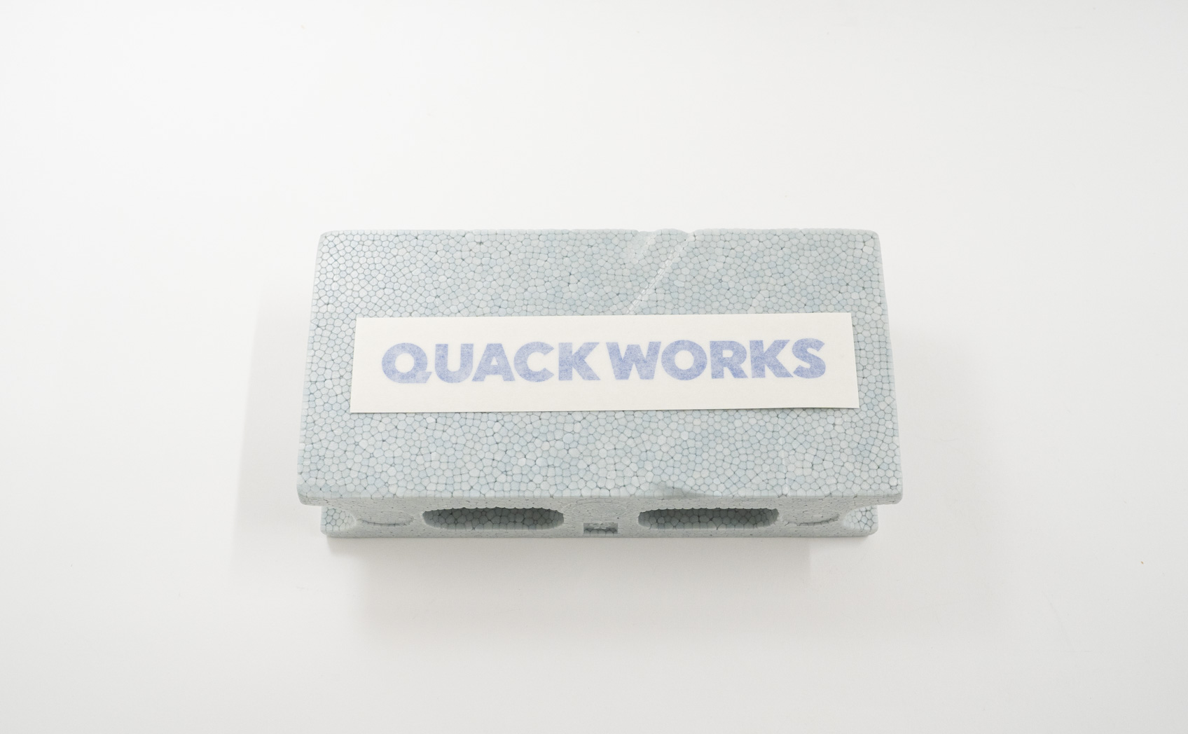 貼れる場所・貼れる場所 発泡スチロール