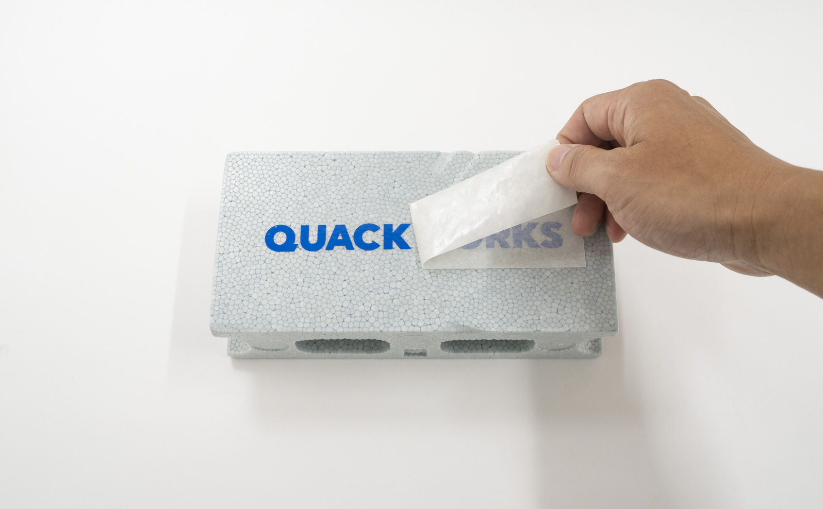 貼れる場所・貼れる場所 発泡スチロール