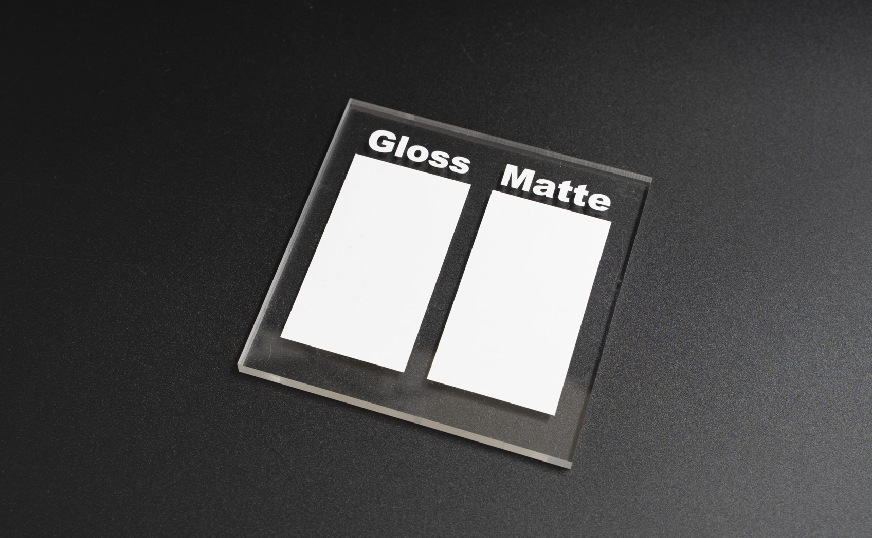 泥汚れの落ち方を光沢・マットで比較