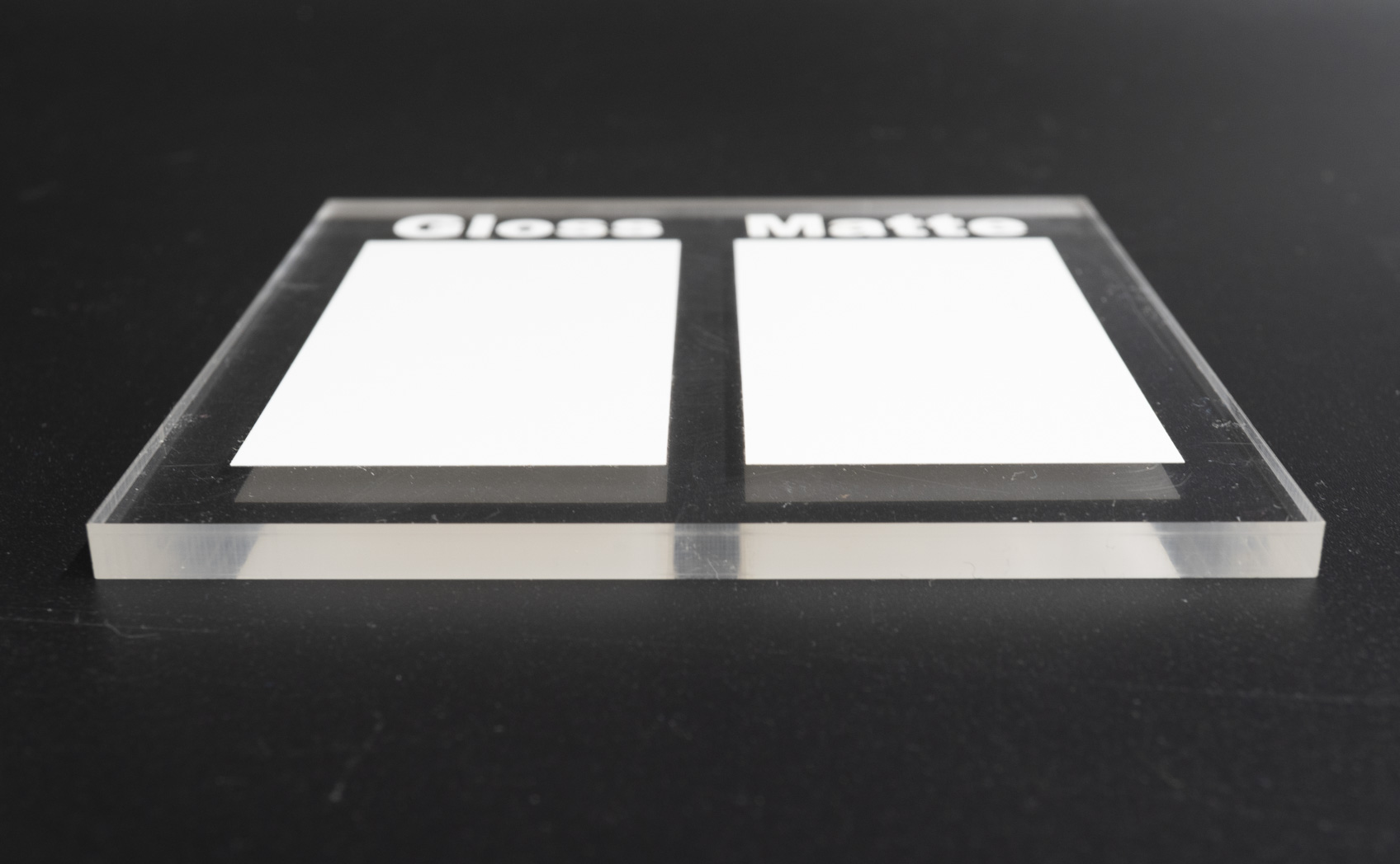 泥汚れの落ち方を光沢・マットで比較