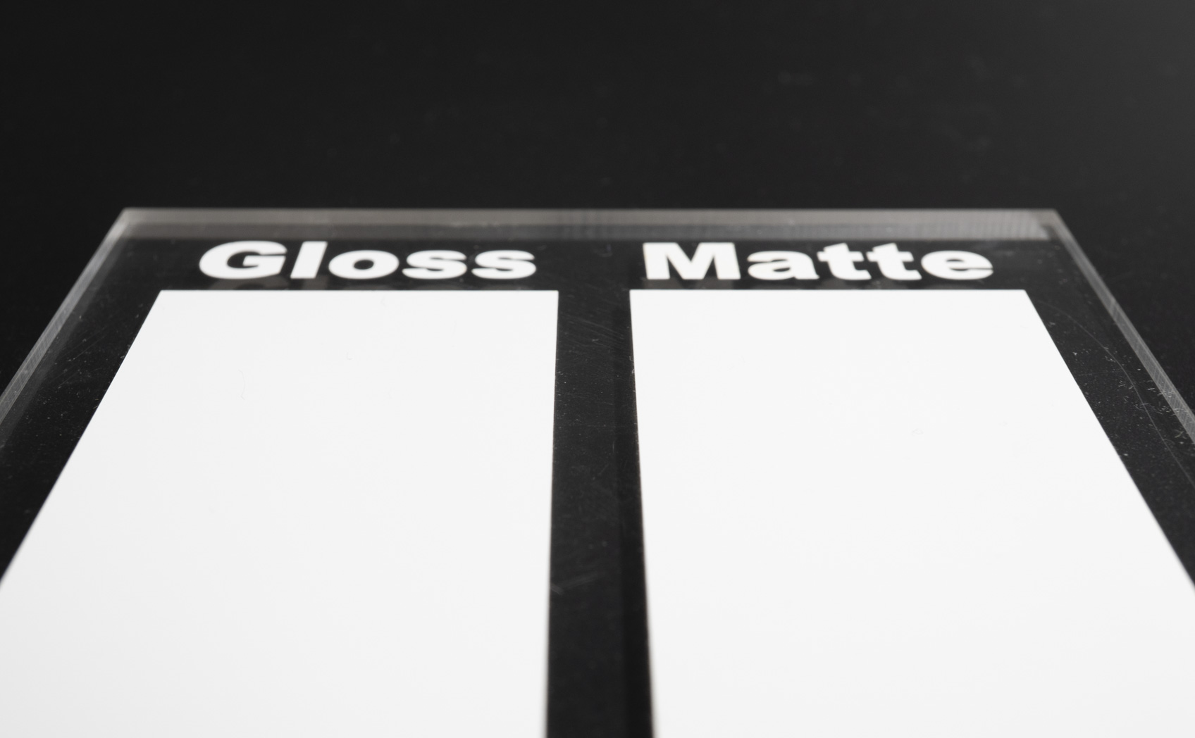 泥汚れの落ち方を光沢・マットで比較