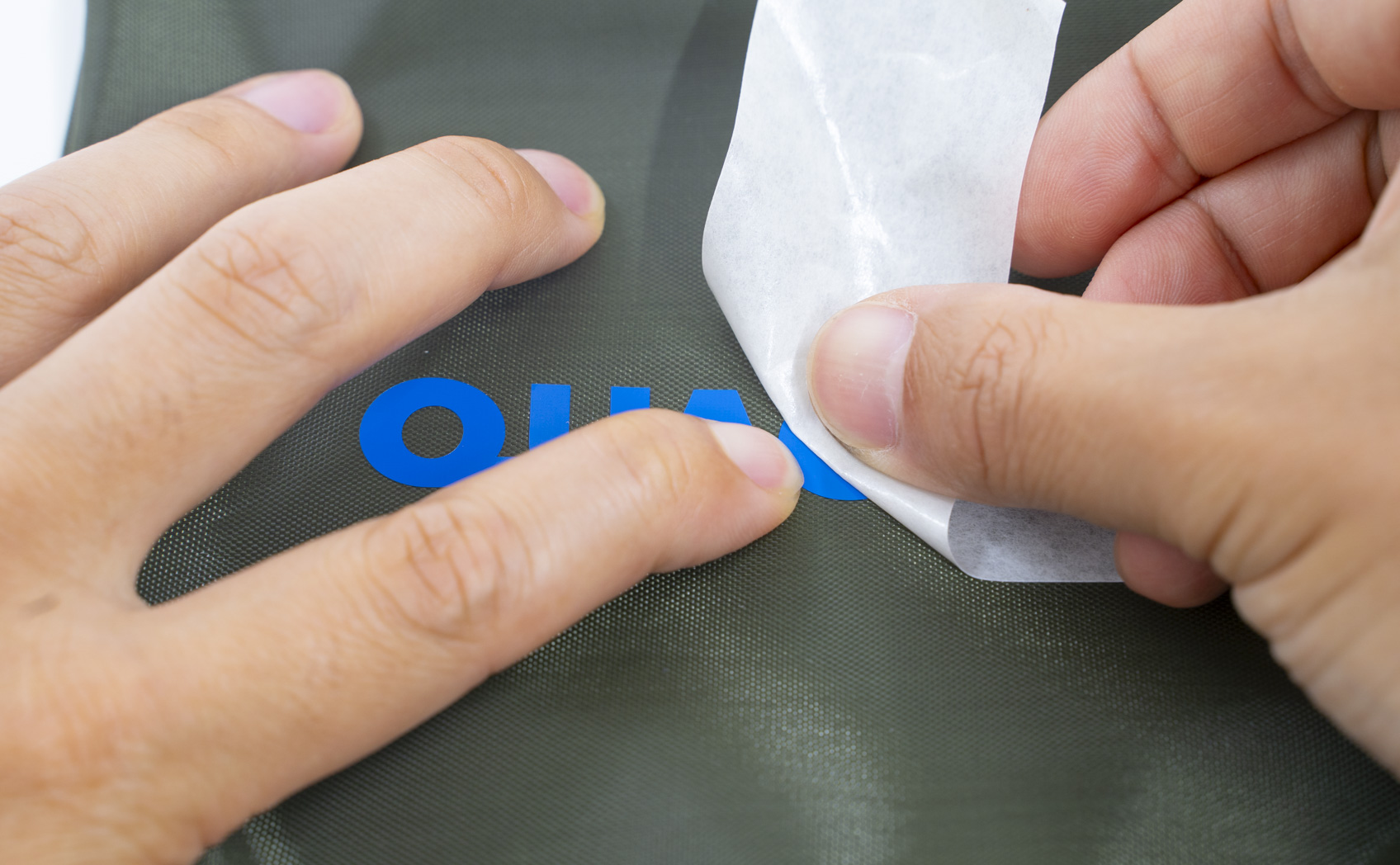 貼れる場所・貼れない場所 ポリエステル100%の布