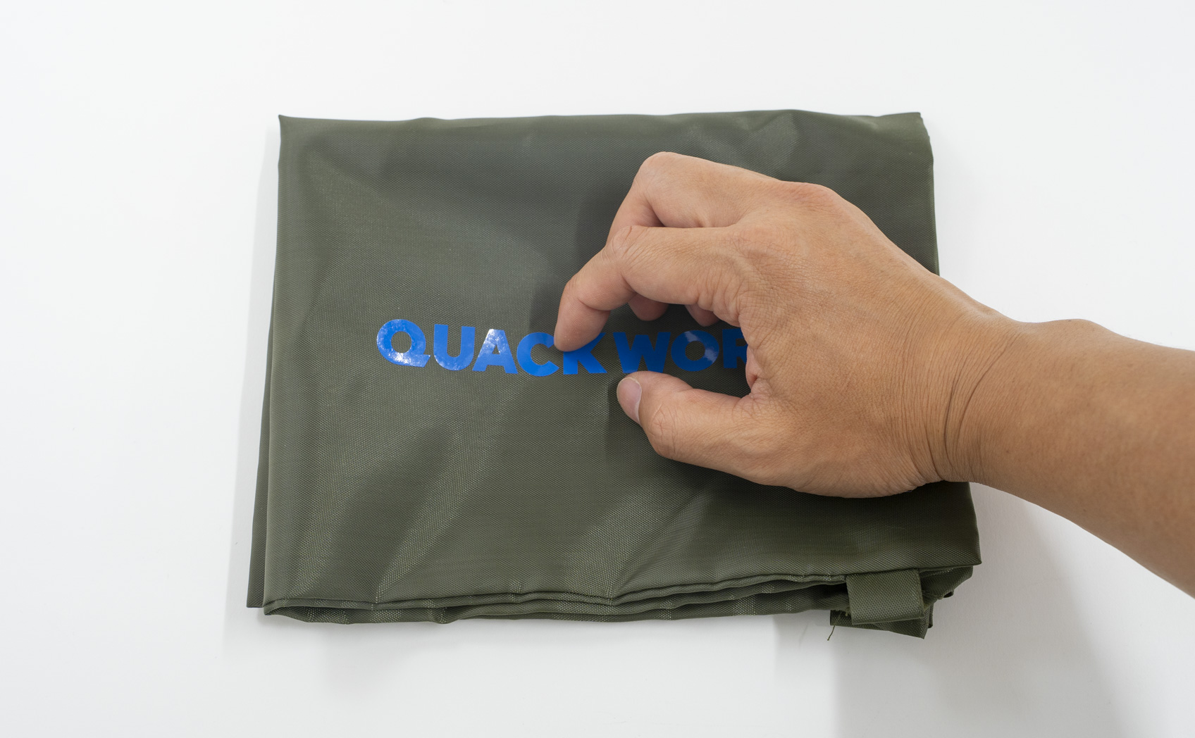 貼れる場所・貼れない場所 ポリエステル100%の布