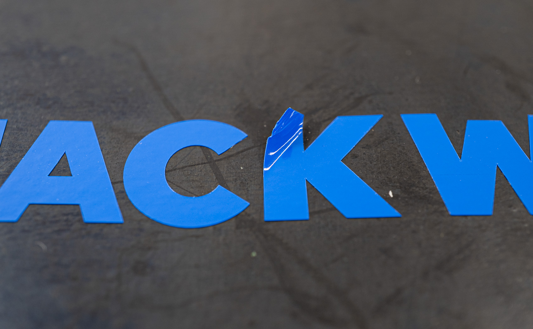 貼れる場所・貼れない場所_ゴム