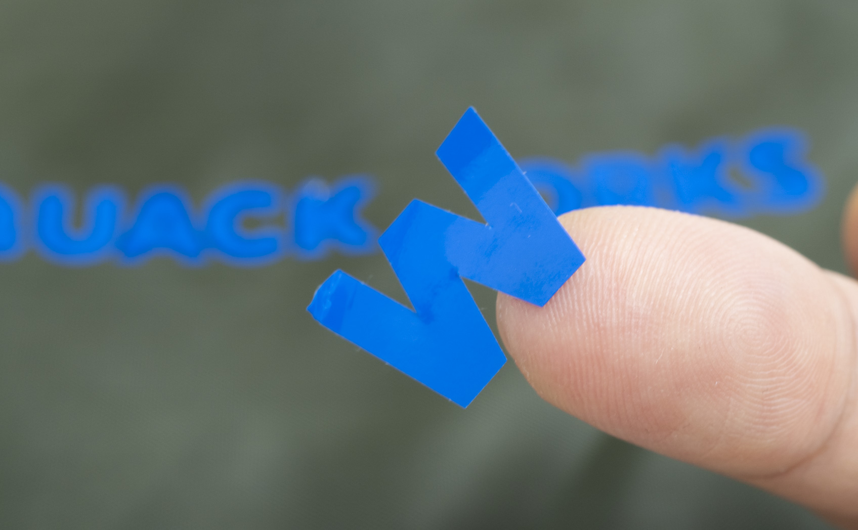 貼れる場所・貼れない場所 ポリエステル100%の布