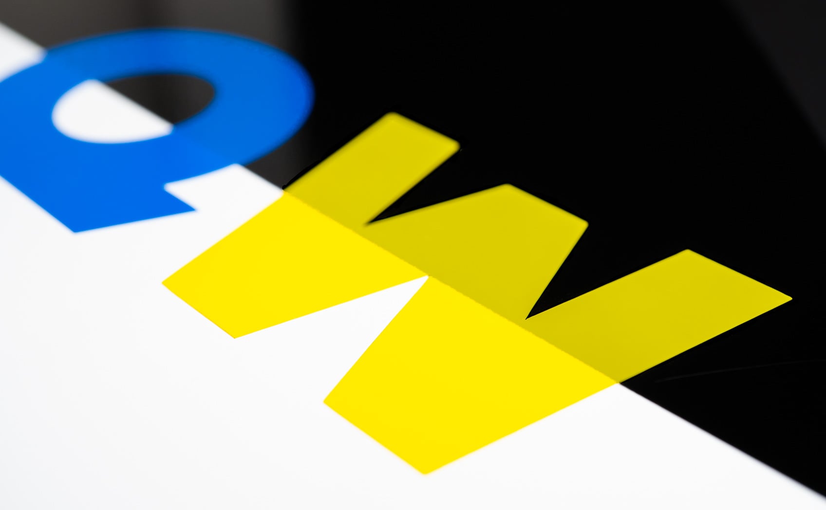 カッティングシートの背景色の透け