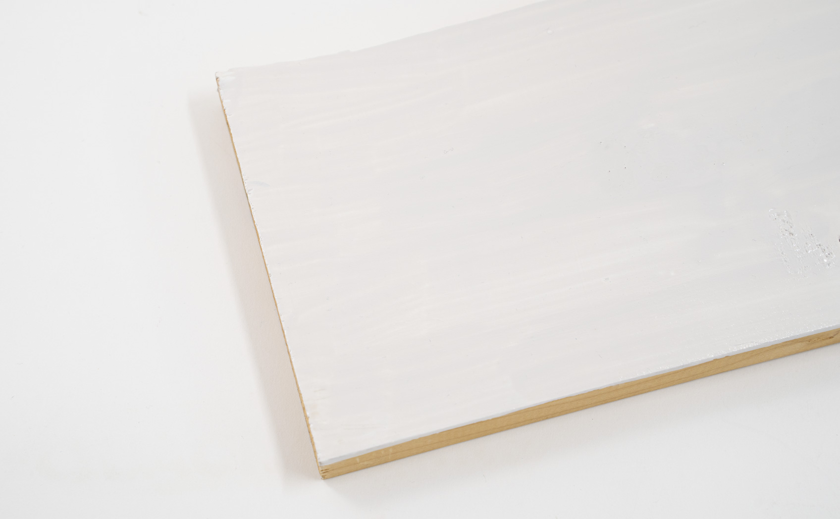 塗装済みの木材