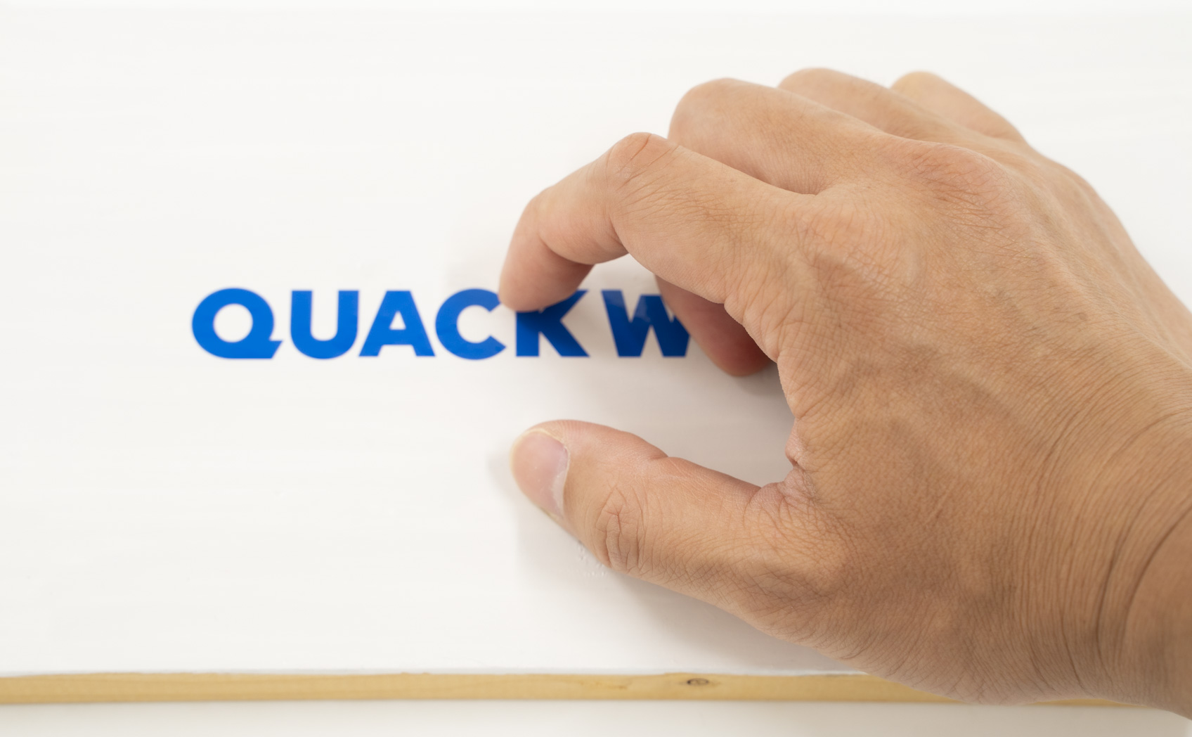 塗装済みの木材