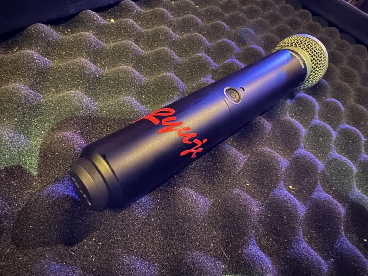 マイ・マイクに貼られたカッティングシート