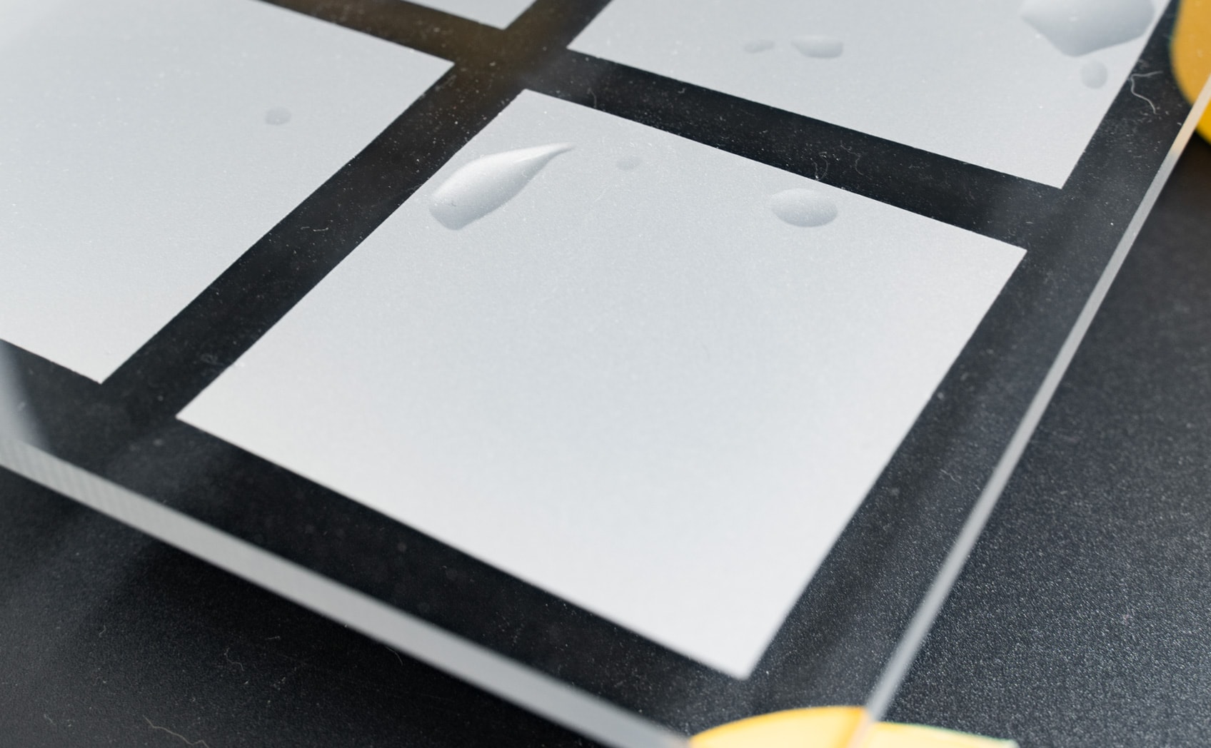 D3：端・キツめ 拡大