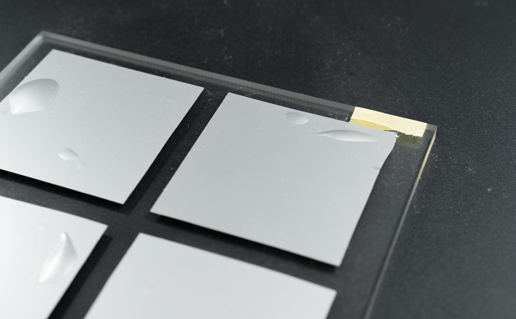 D2：端・キツめ 拡大