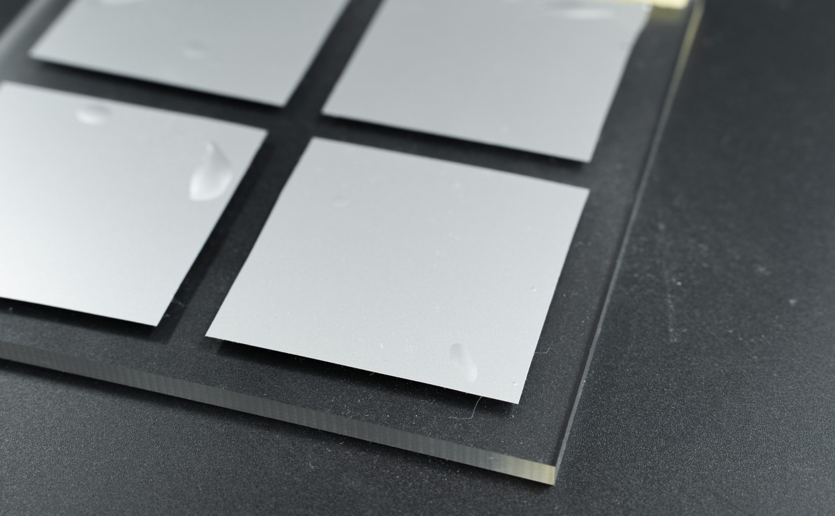 D4：端・キツめ 拡大