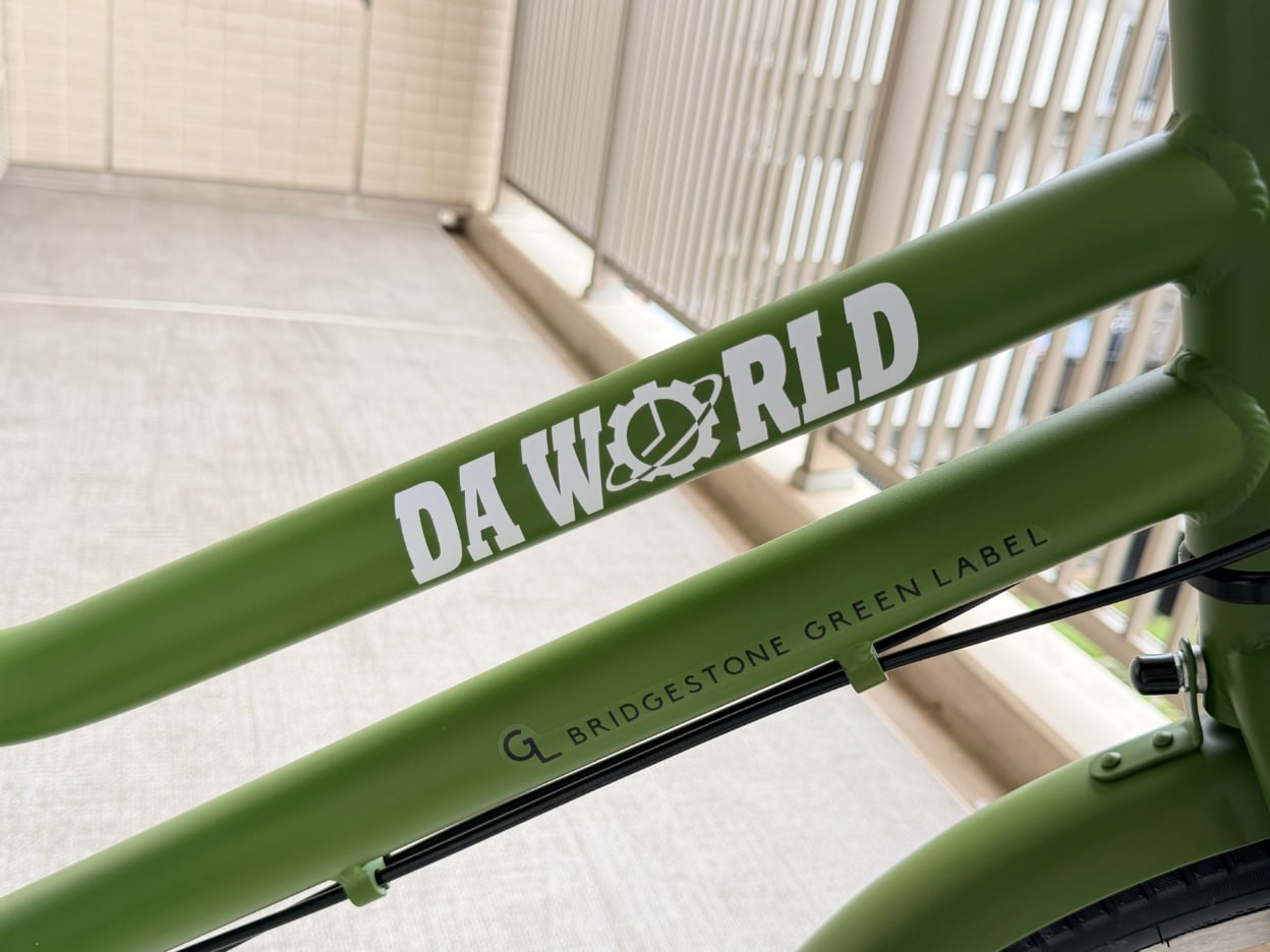 自転車に貼ったカッティングシート