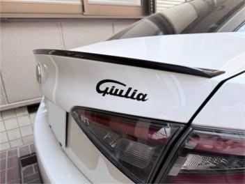 限定車風にドレスアップ！カッティングシートで作る車用オリジナルエンブレムロゴ