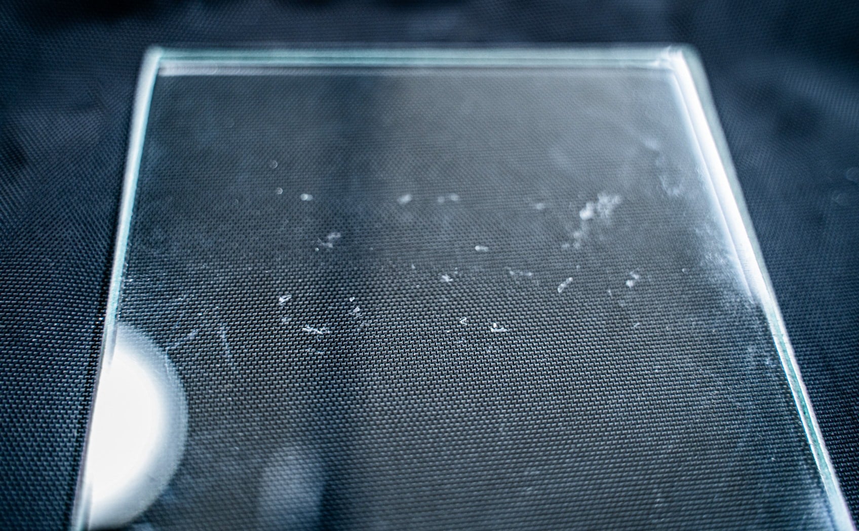 この糊残りを剥がす